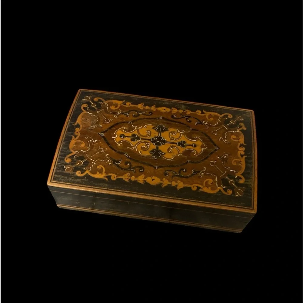 Vintage Wooden Floral Inlay Rectangular Box Made in Italy EUC Measures:3.25 X 5.